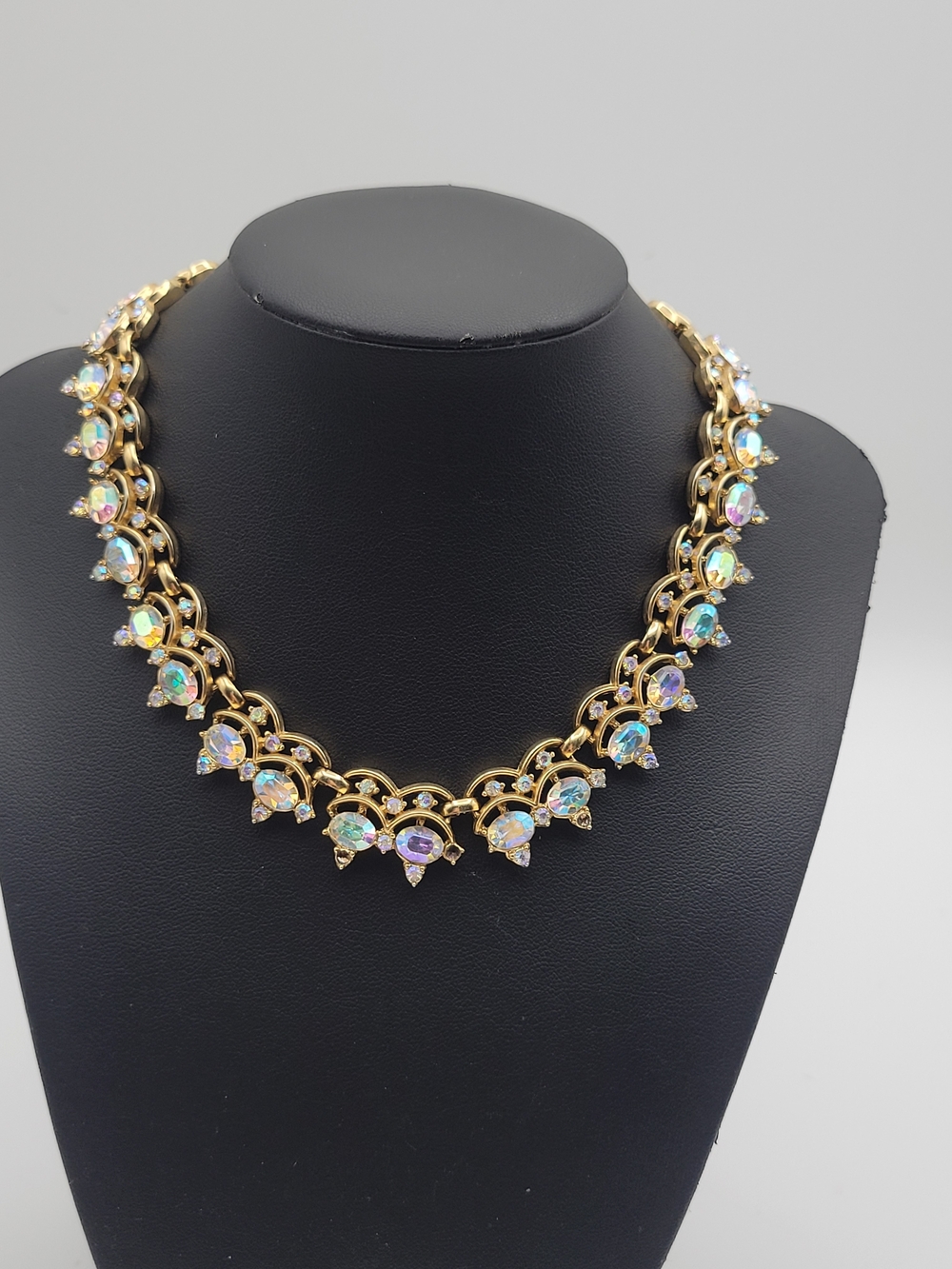Vintage Gold Tone Aurora Borealis  Crown Trifari Choker Necklace